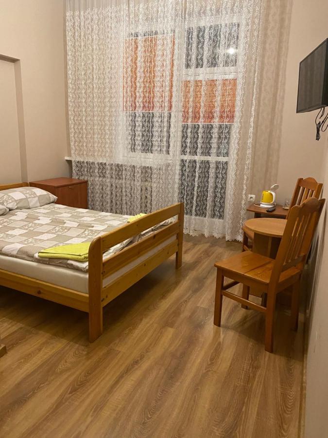 Dw Chalubinski 1 Bed & Breakfast Zakopane Exterior photo