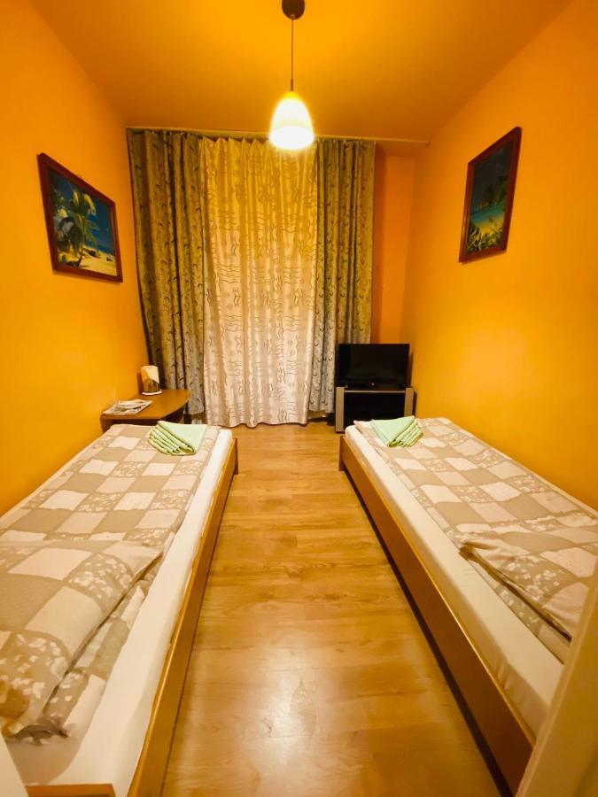 Dw Chalubinski 1 Bed & Breakfast Zakopane Exterior photo